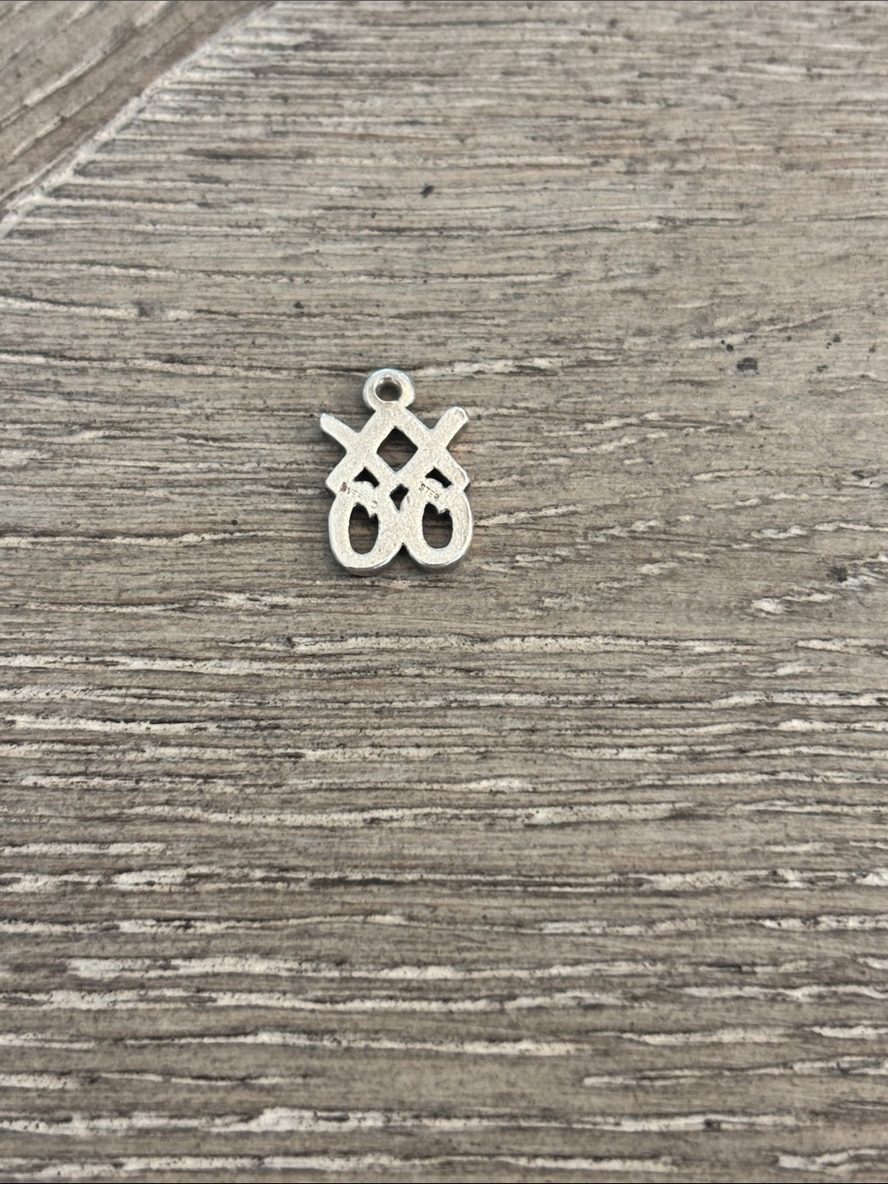 James Avery Silver Abstract Loop Charm Pendant